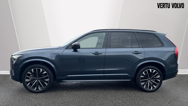 Volvo XC90 2.0 T8 PHEV Plus Dark 5dr AWD Geartronic Estate